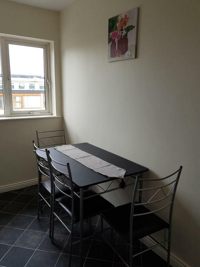 골웨이 Newcastle Townhouse 아파트 외부 사진