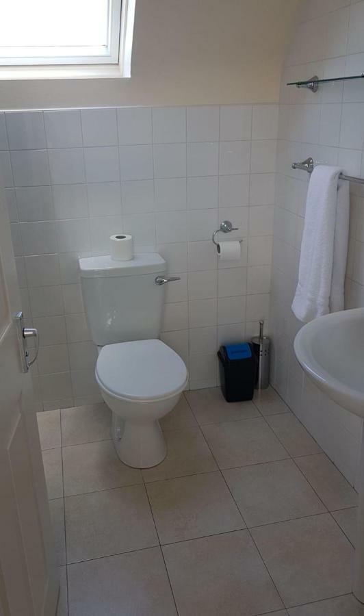 골웨이 Newcastle Townhouse 아파트 외부 사진